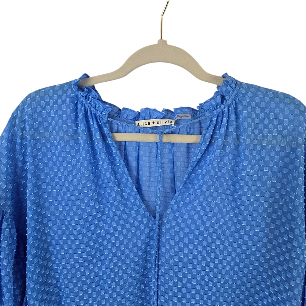Alice + Olivia  Blue Textured Blouse Ruffle Detail Top - Picture 3 of 13